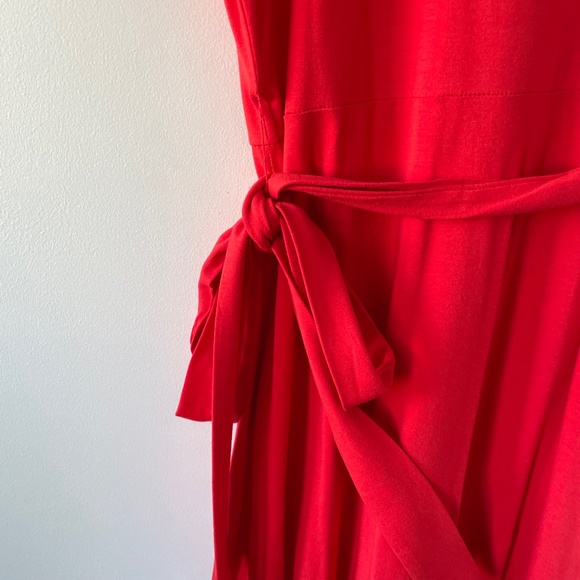 Red Loft Dress with Flutter Sleeve - Picture 4 of 6